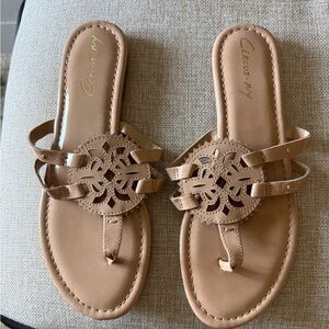 Circus by Sam Edelman Beige Sandals